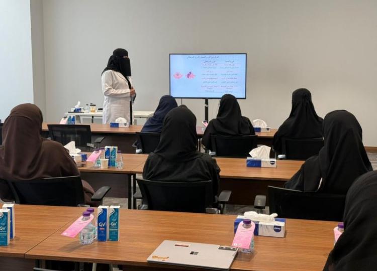 الحملة التوعوية و الكشف المبكر لسرطان الثدي